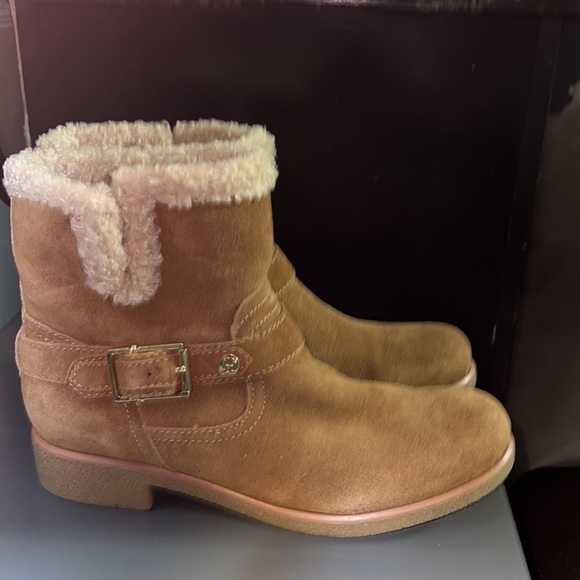 Tommy Hilfiger Brown Boots!! - Picture 4 of 5